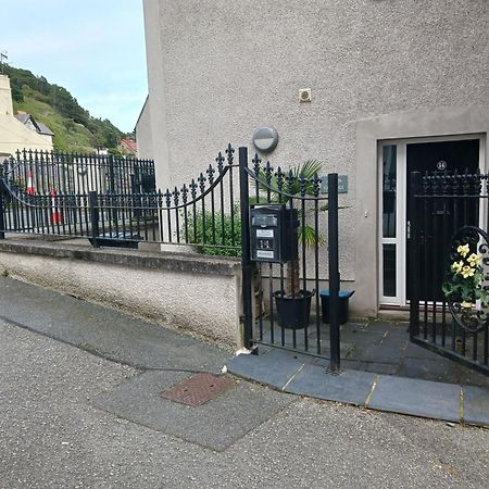 Bodlondeb Castle Bed & Breakfast { Central Llandudno} Extérieur photo