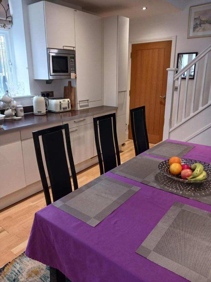 Bodlondeb Castle Bed & Breakfast { Central Llandudno} Extérieur photo