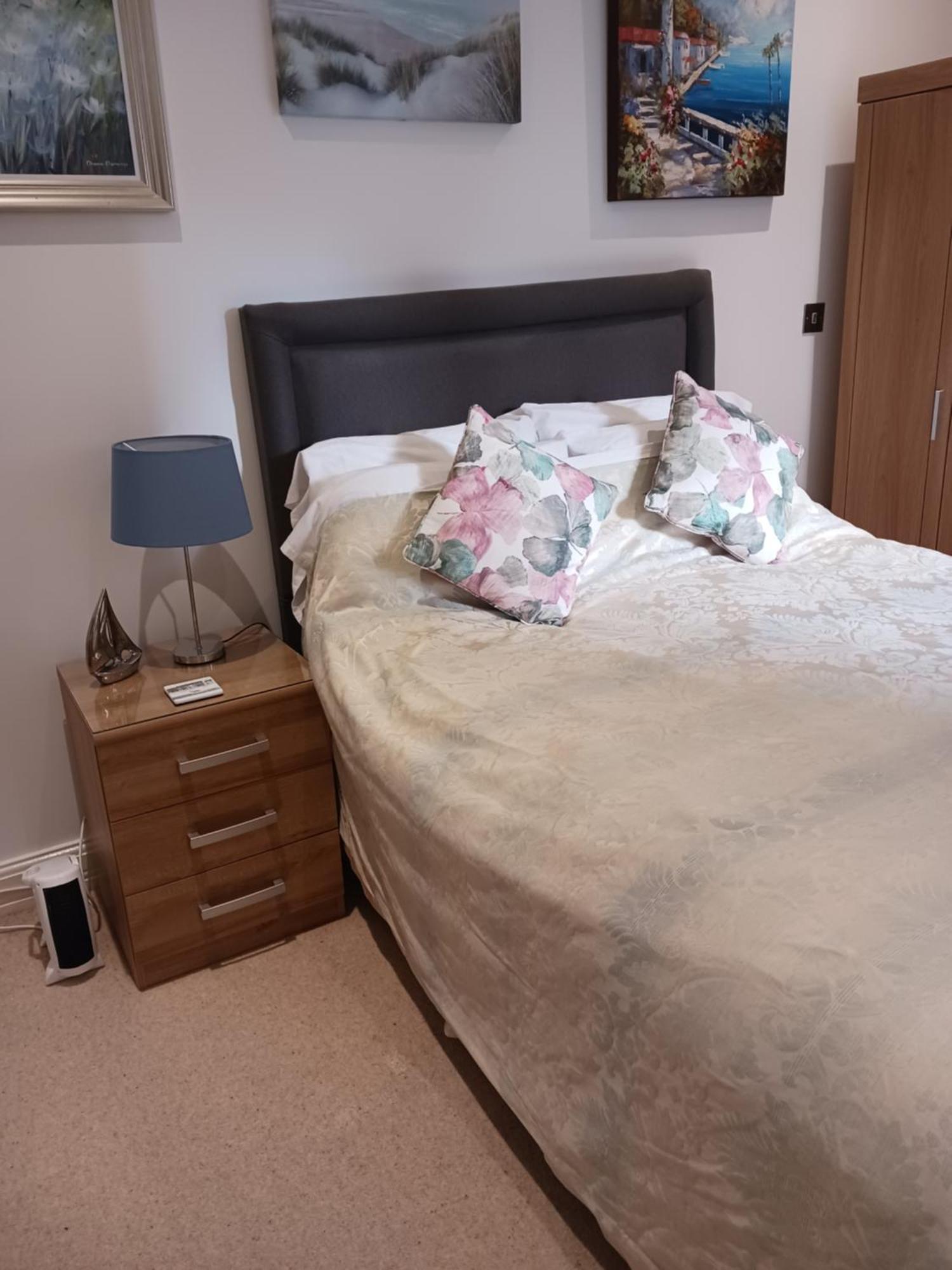 Bodlondeb Castle Bed & Breakfast { Central Llandudno} Extérieur photo